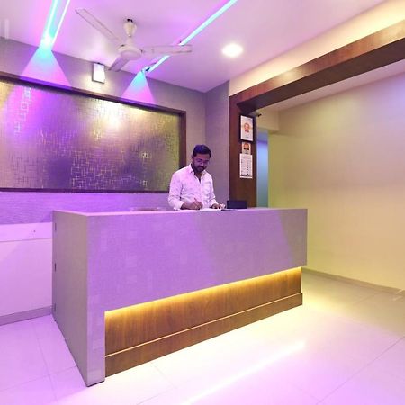 Hotel Gemini Мумбаи Экстерьер фото