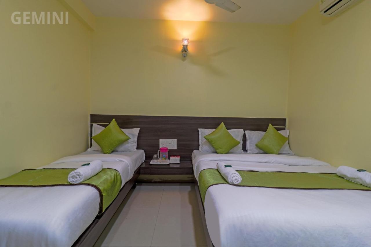 Hotel Gemini Мумбаи Экстерьер фото
