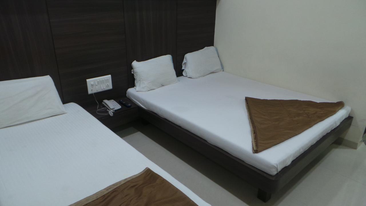 Hotel Gemini Мумбаи Экстерьер фото
